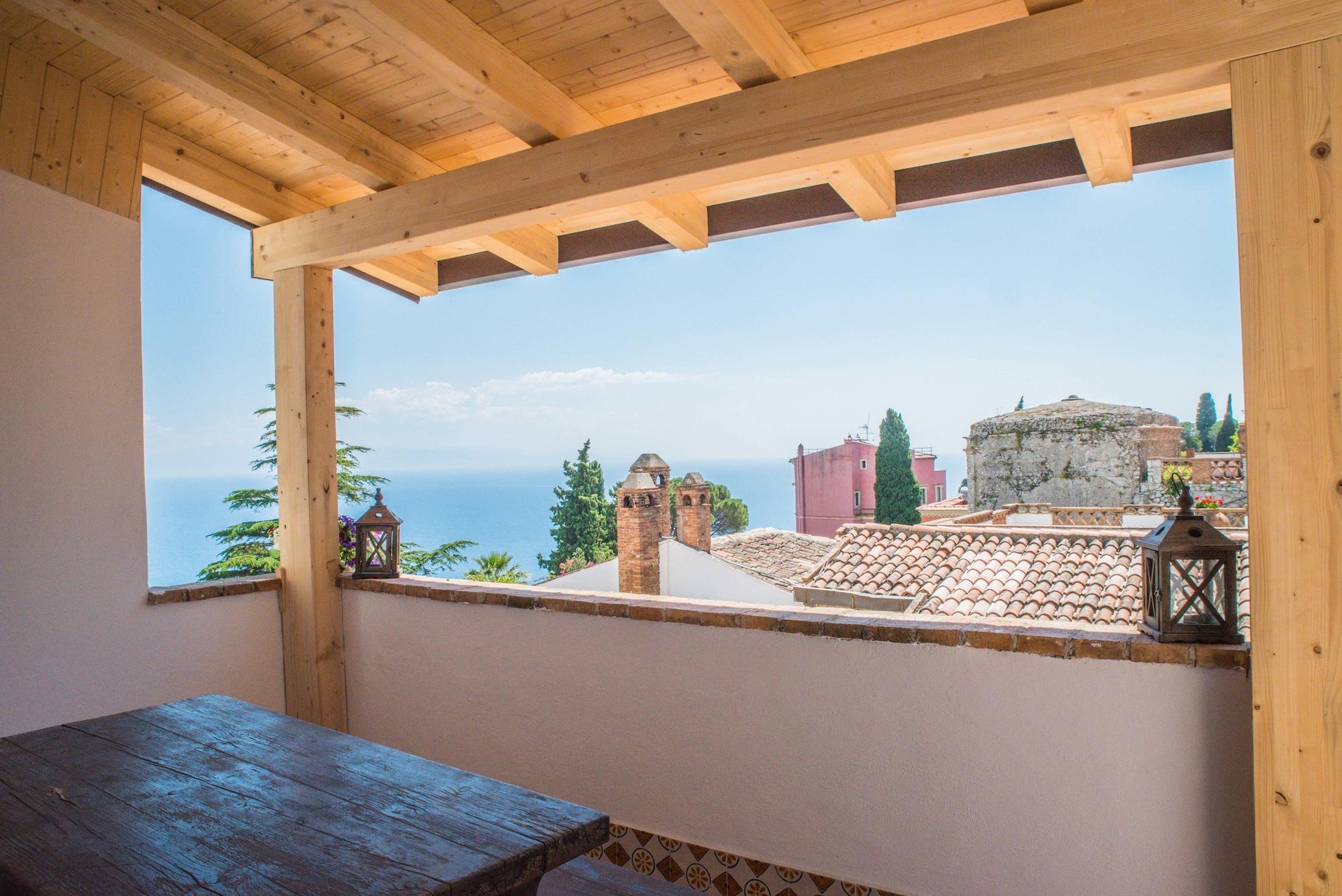 Hotel Fiorita Boutique 4*